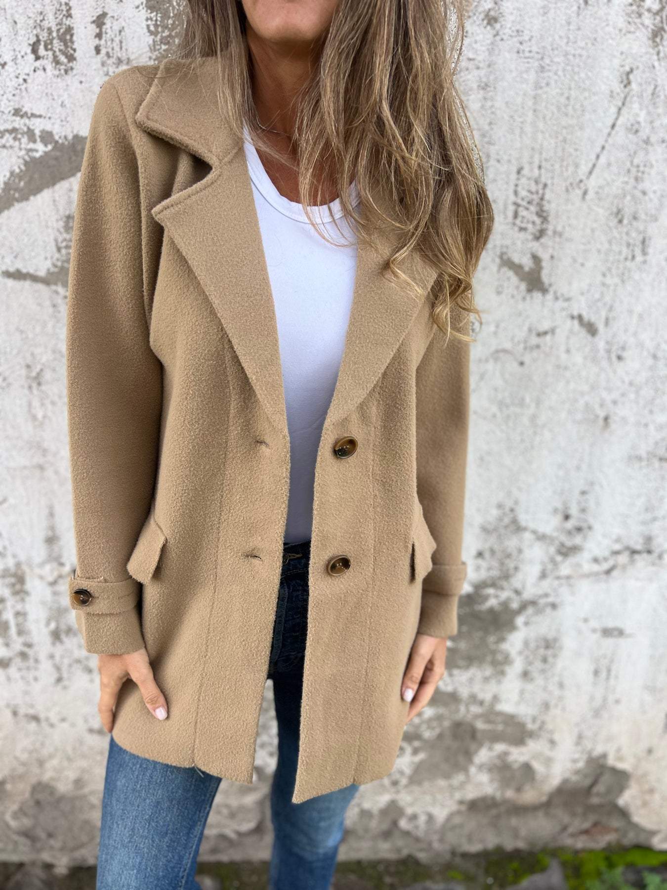 Elegante Abrigo de Larga Manga con Solapa para Mujer - Prenda de Invierno