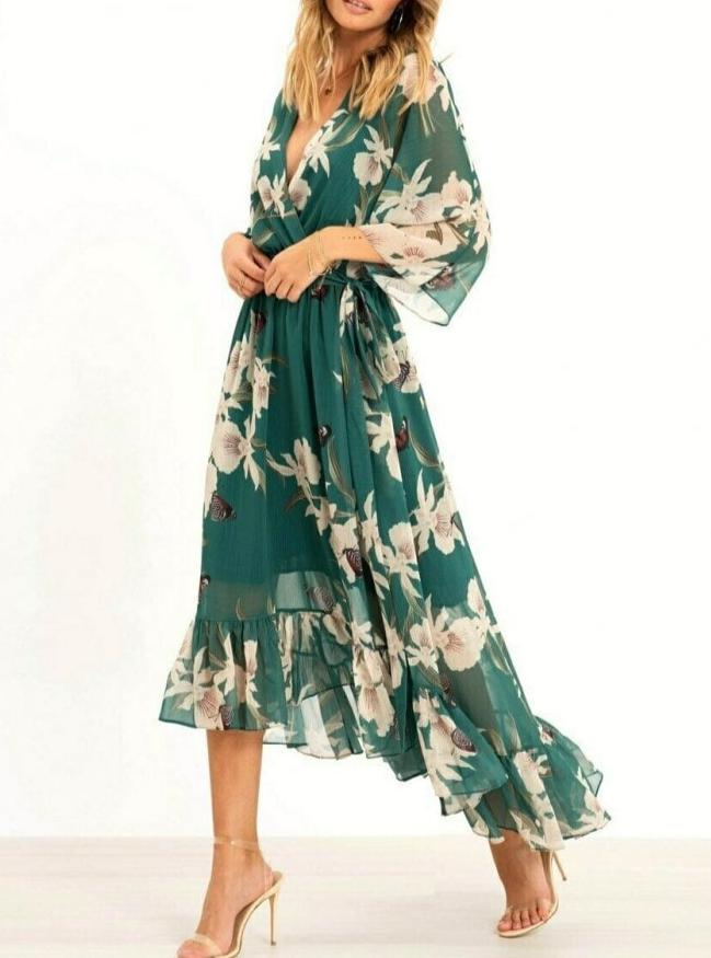 Vestido largo de verano con diseño elegante, falda fluida y escote pronunciado, perfecto para cualquier ocasión