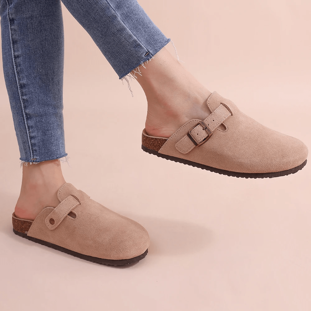 Zuecos modernos para mujer con diseño actual y estilo versátil