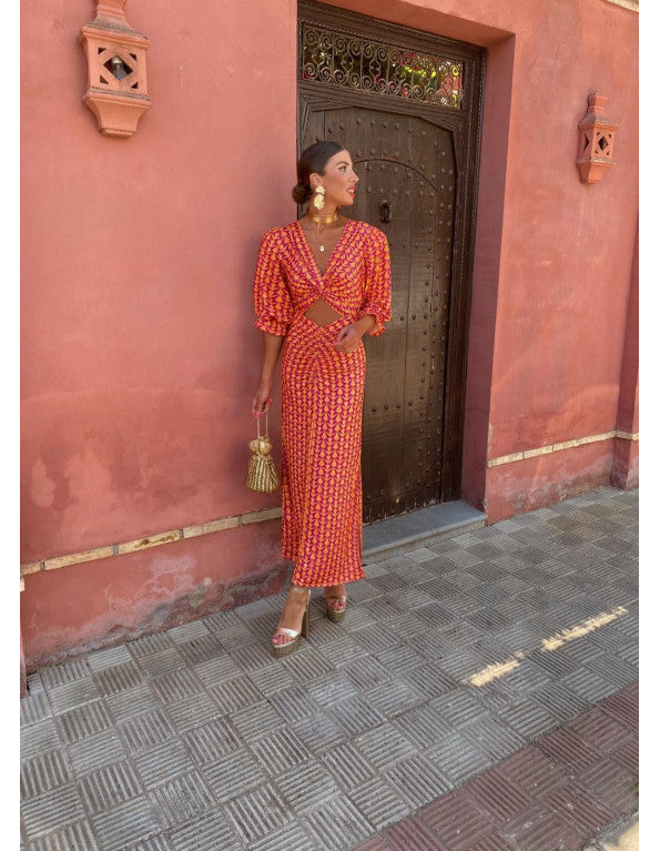 Vestido largo de estilo encantador con diseño de espalda abierta ideal para ocasiones especiales