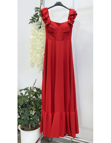 Elegante vestido largo de noche con espalda descubierta y mangas cortas sofisticadas