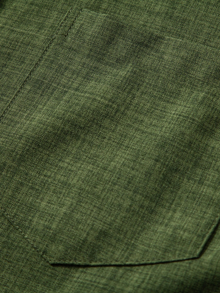 Conjunto para hombre con camisa de cuello mao de manga corta y pantalón recto casual