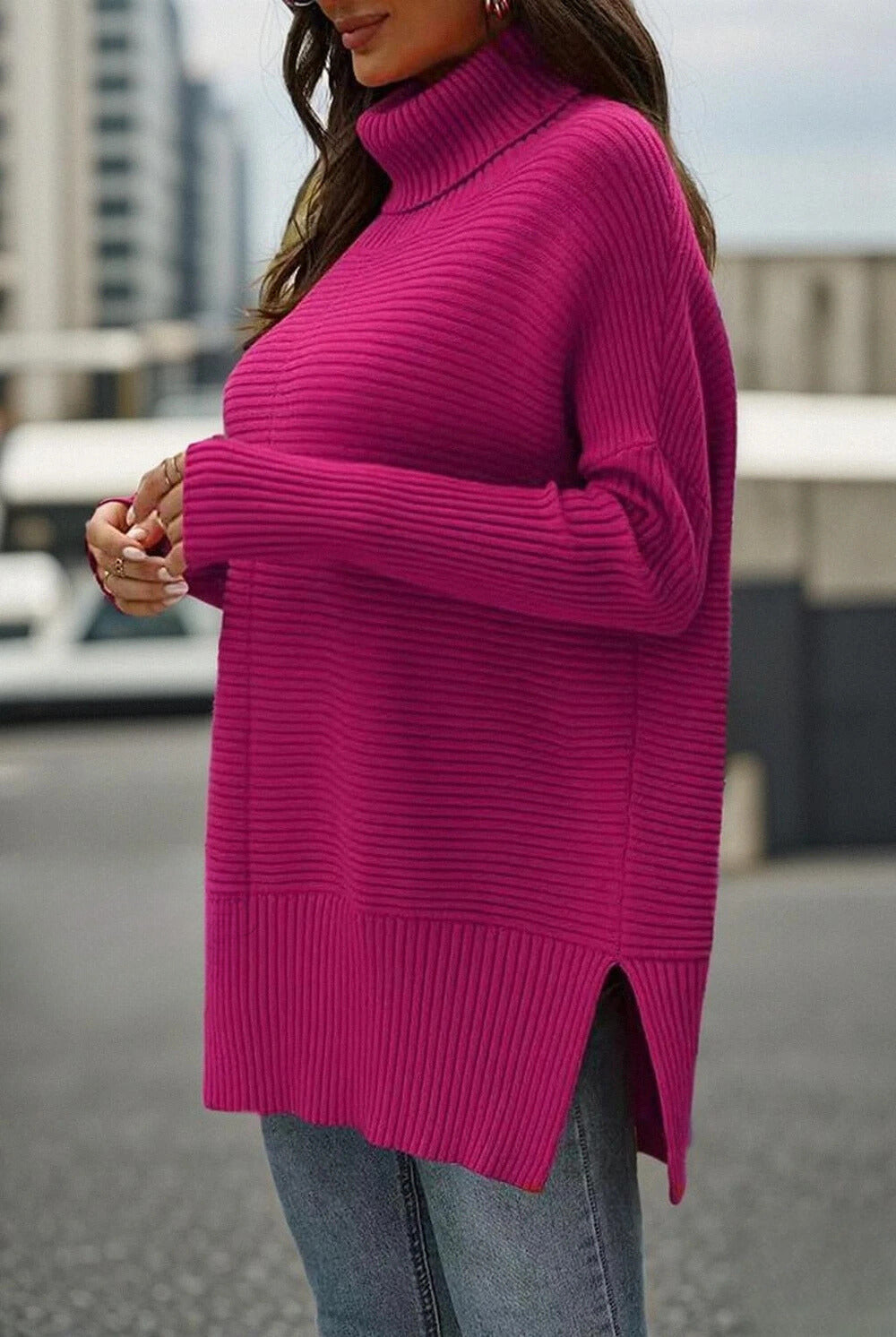 Suéter elegante con cuello alto y silueta relajada