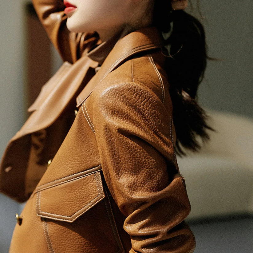 Chaqueta Moderna con Botones para Mujeres Elegantes