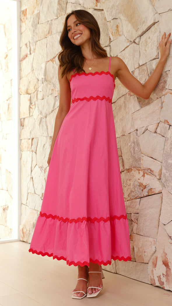 Vestido largo elegante con tirantes finos