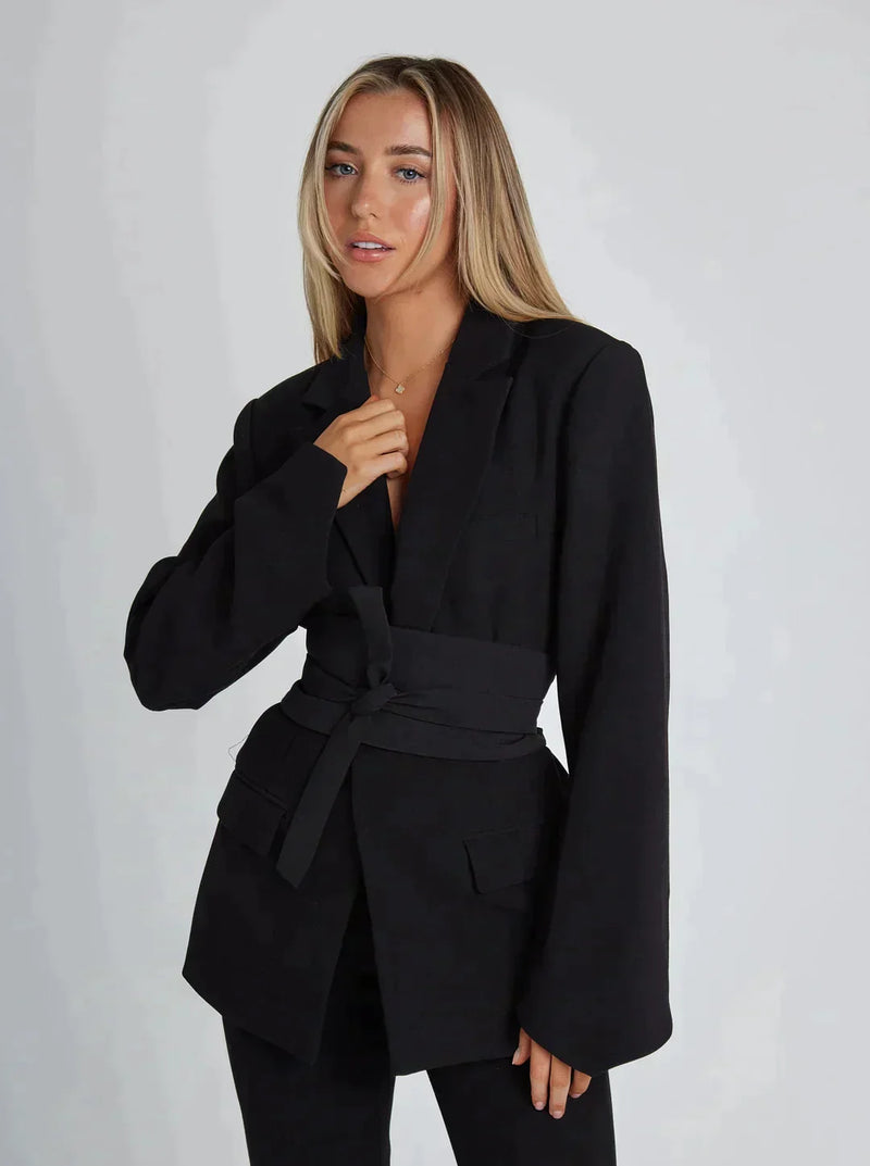 Blazer elegante para mujer con cinturón y solapas