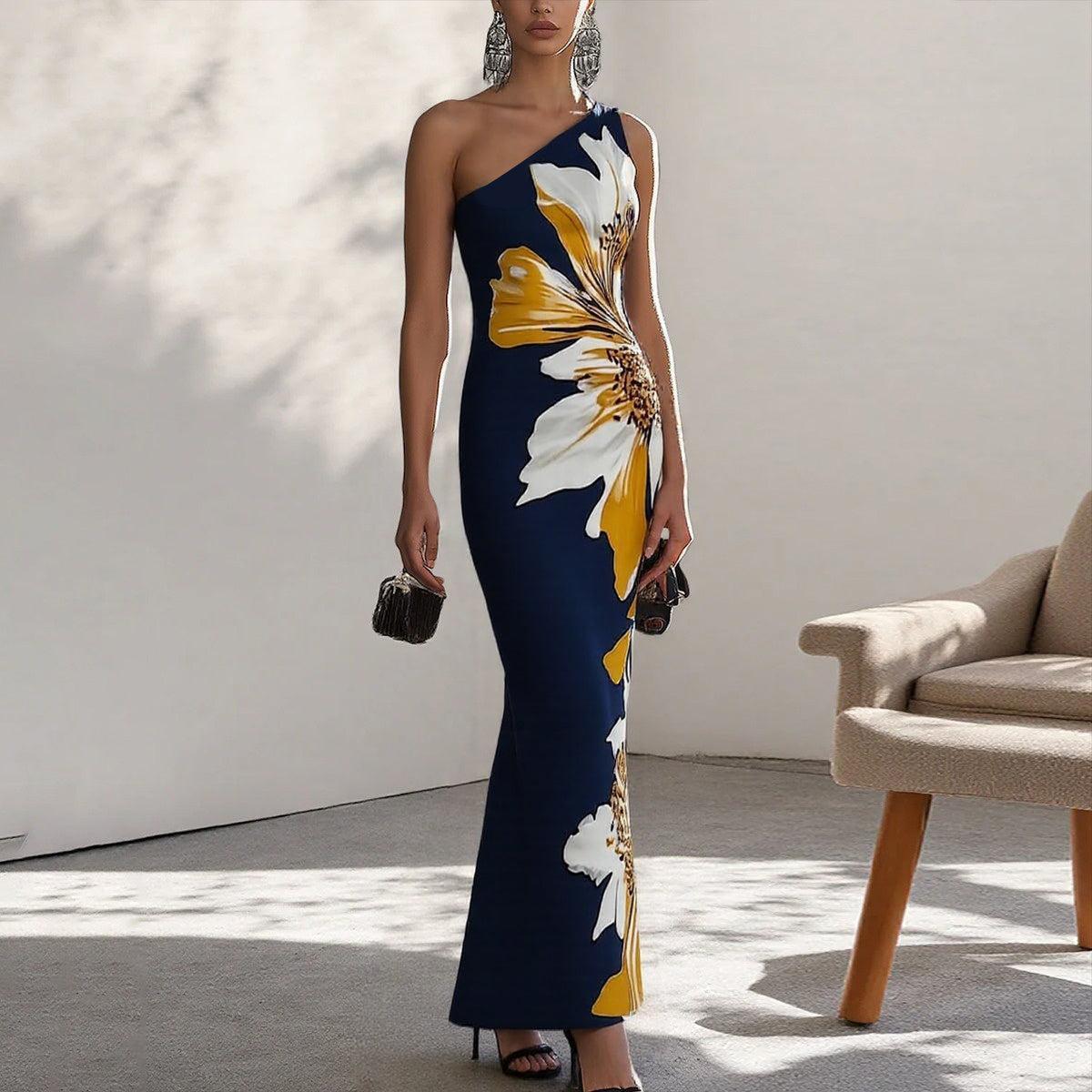 Vestido largo sin mangas con estampado floral elegante ideal para ocasiones especiales
