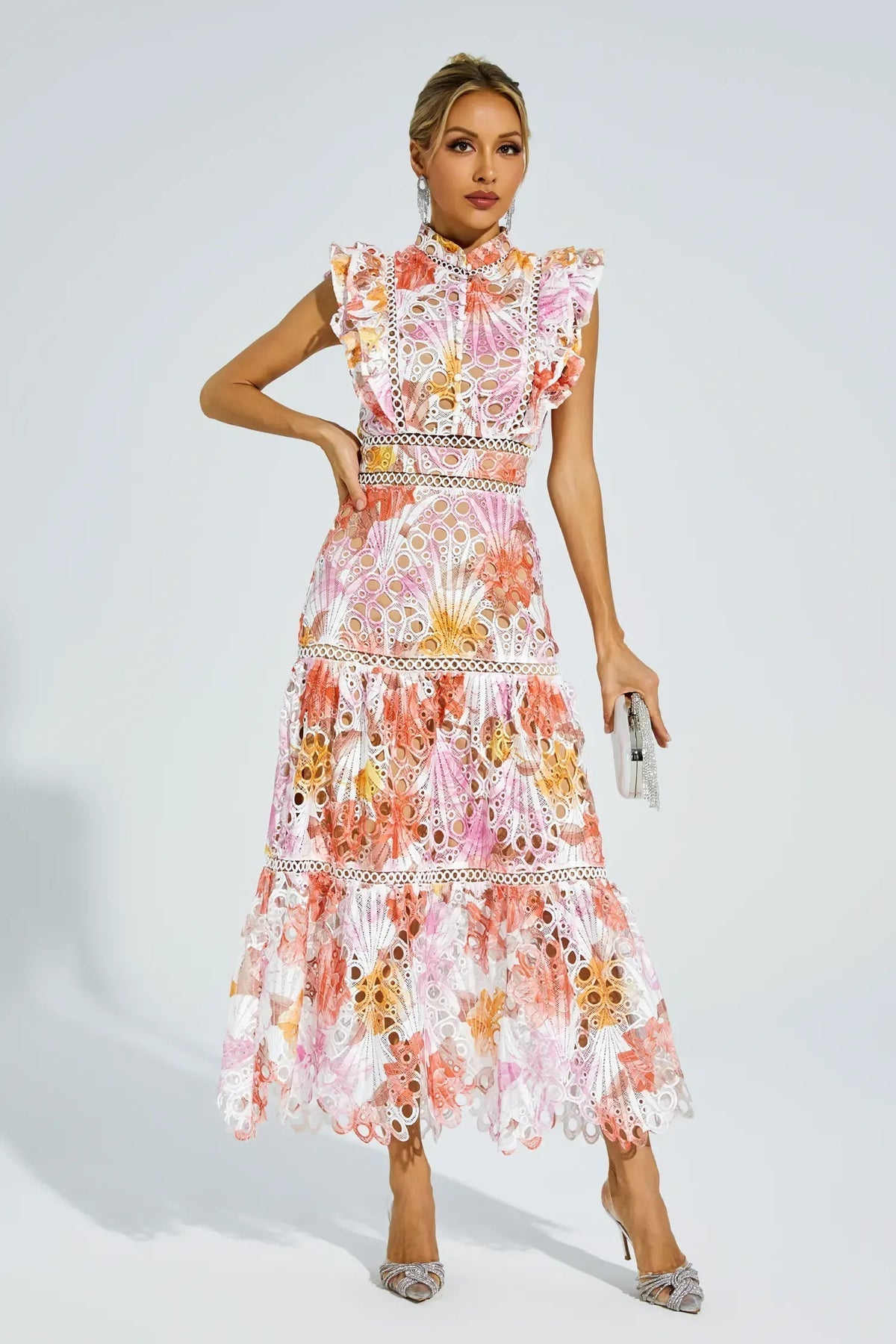 Vestido midi sin mangas para mujer con detalles calados modernos
