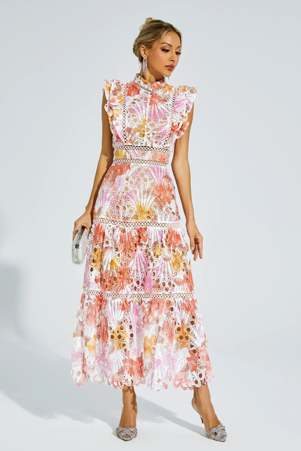 Vestido midi sin mangas para mujer con detalles calados modernos
