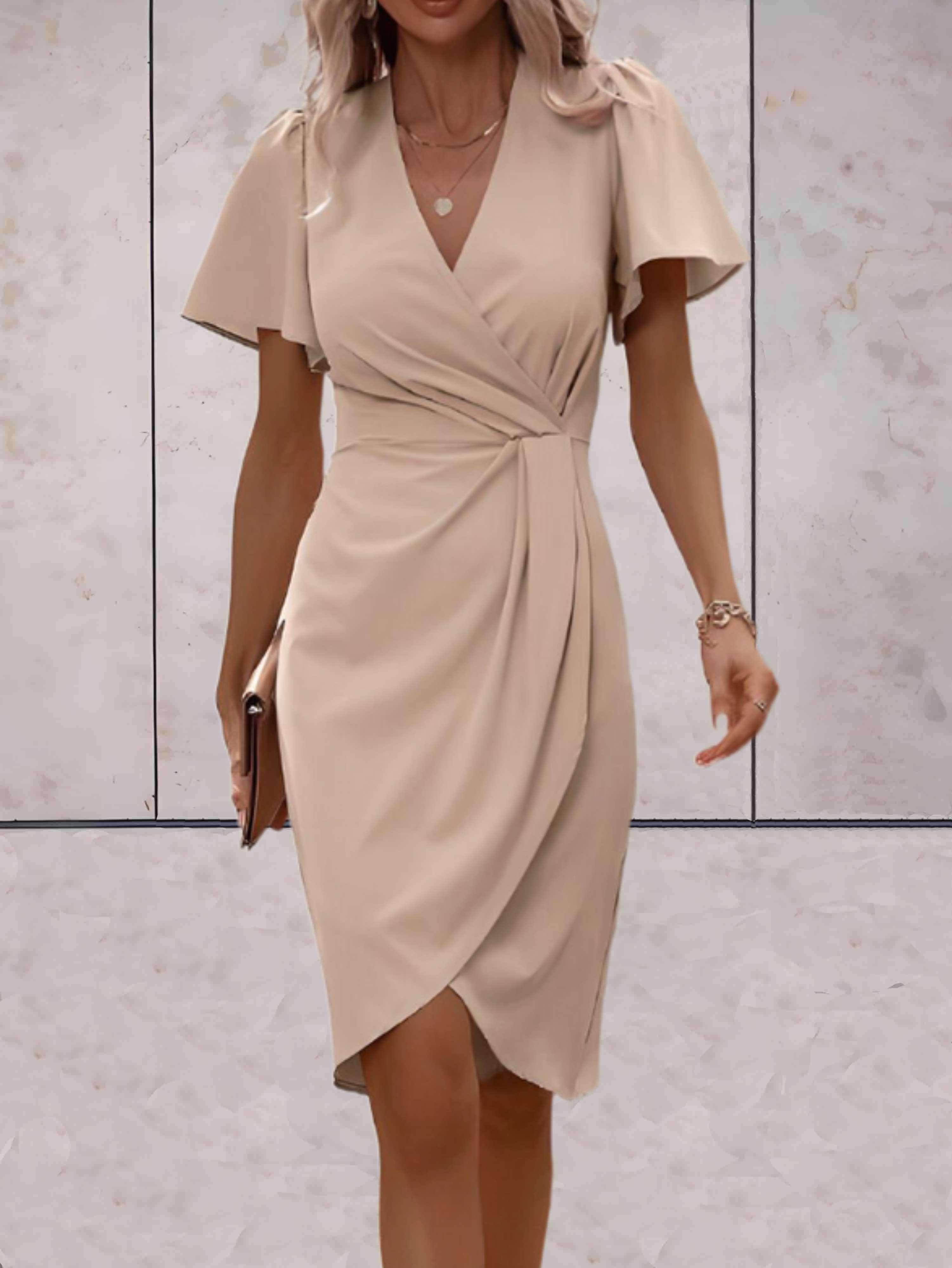 Vestido cruzado clásico con elegante escote en V