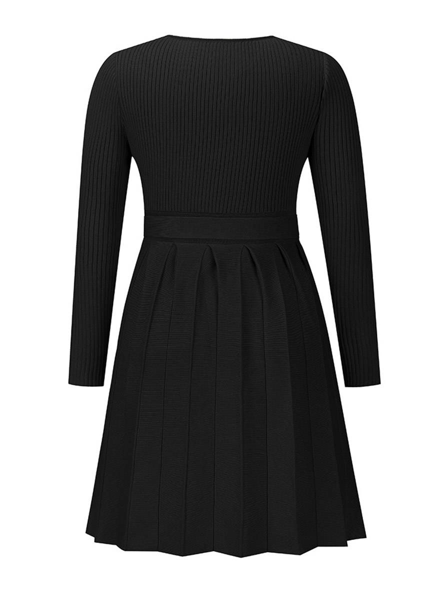 Vestido corto con escote en V, mangas largas y cinturón para un mira elegante y versátil