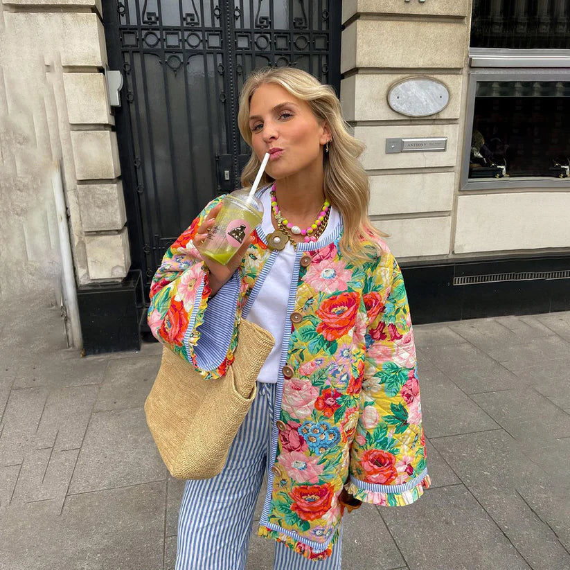 Elegante chaqueta de mujer con estampado floral