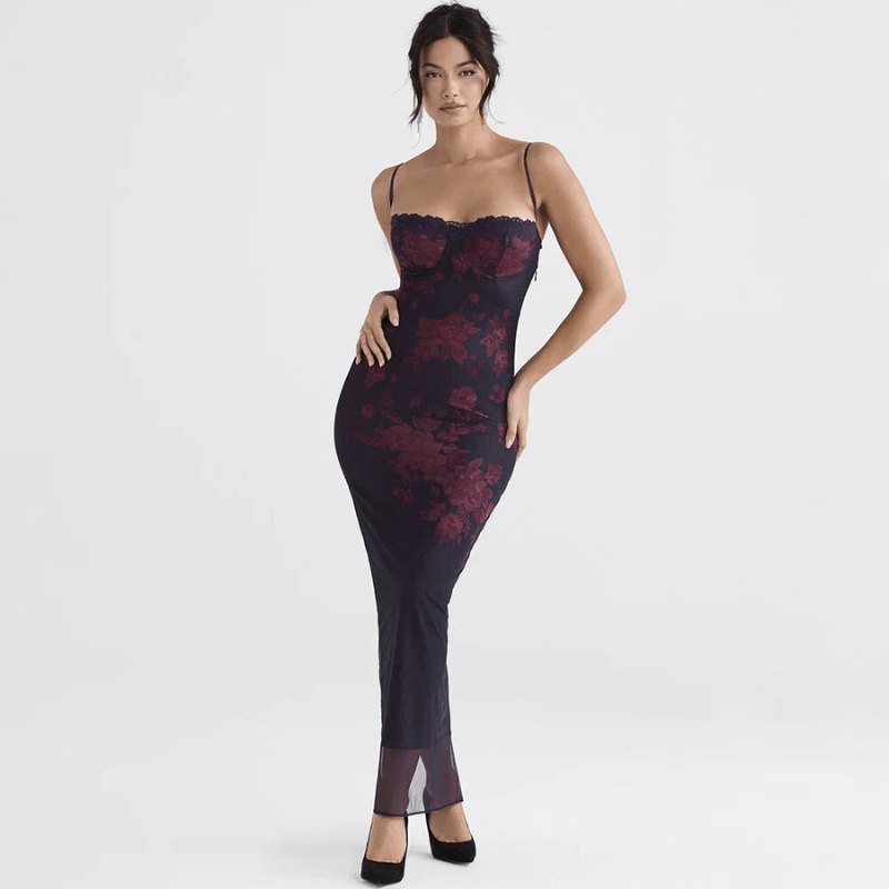 Vestido largo estampado con tirantes finos y diseño elegante