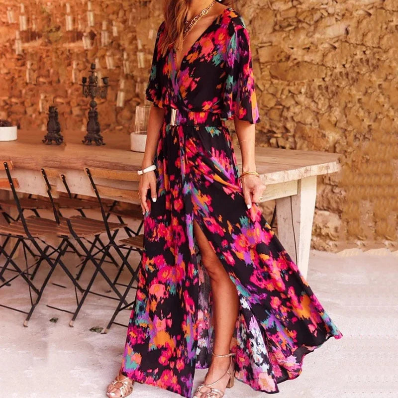 Maxi vestido sofisticado con estampado y abertura lateral elegante