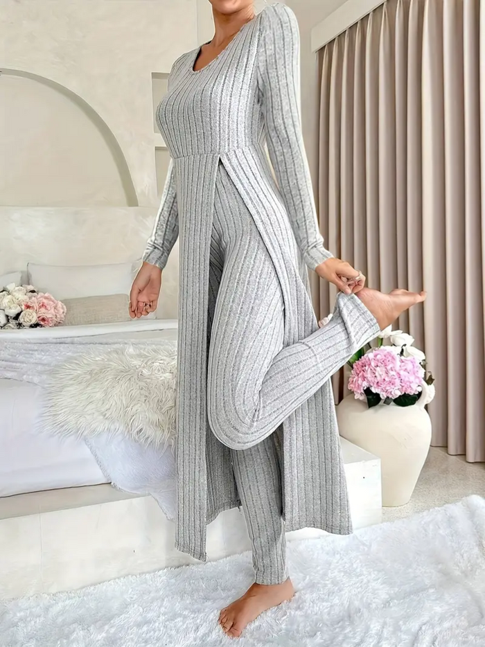 Conjunto cómodo y elegante para mujer para el hogar