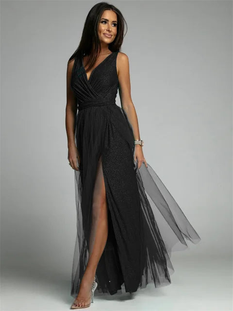 Vestido largo de noche con diseño elegante y escote en V