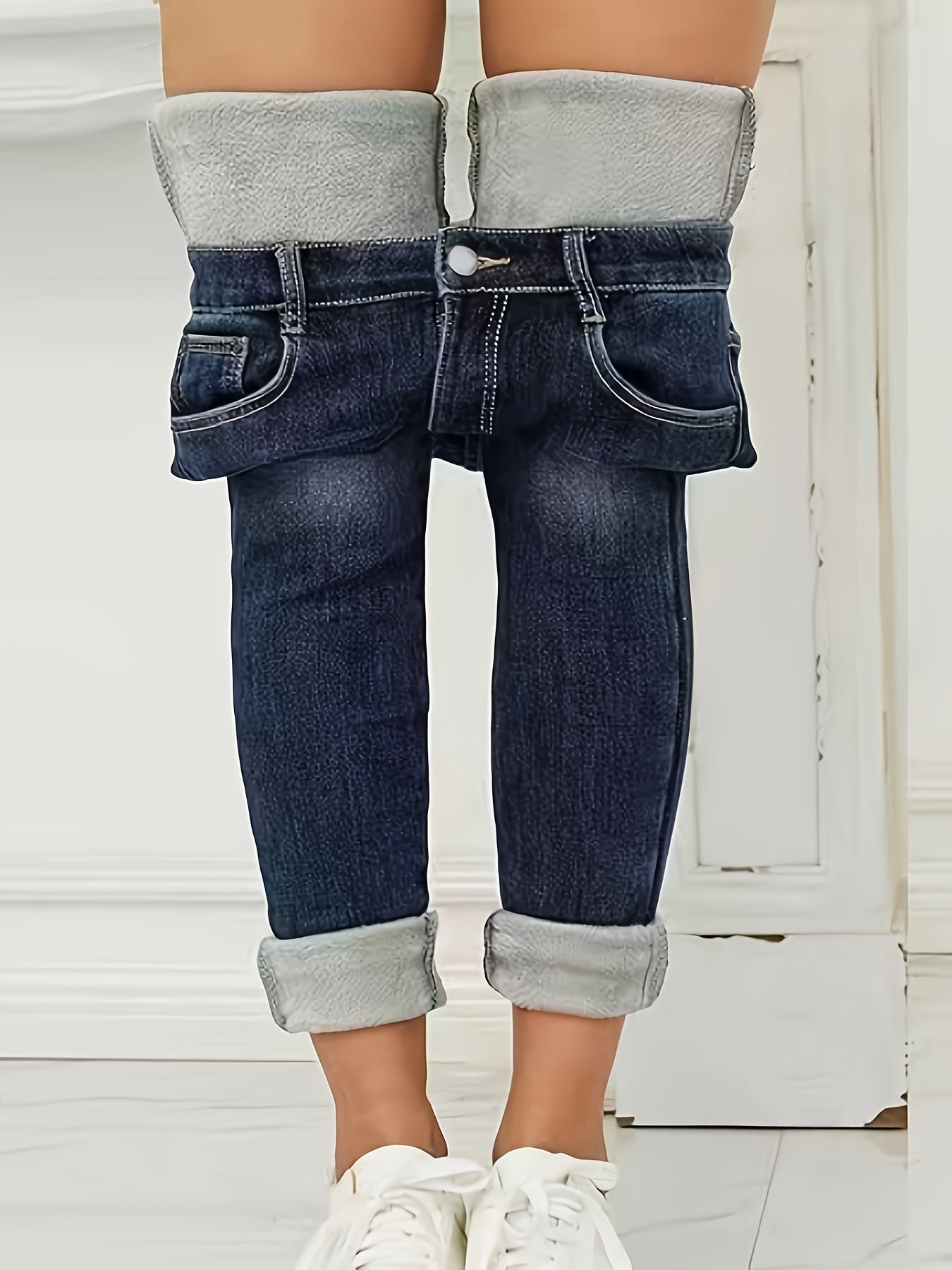 Jeans de invierno cómodos para mujer con diseño práctico