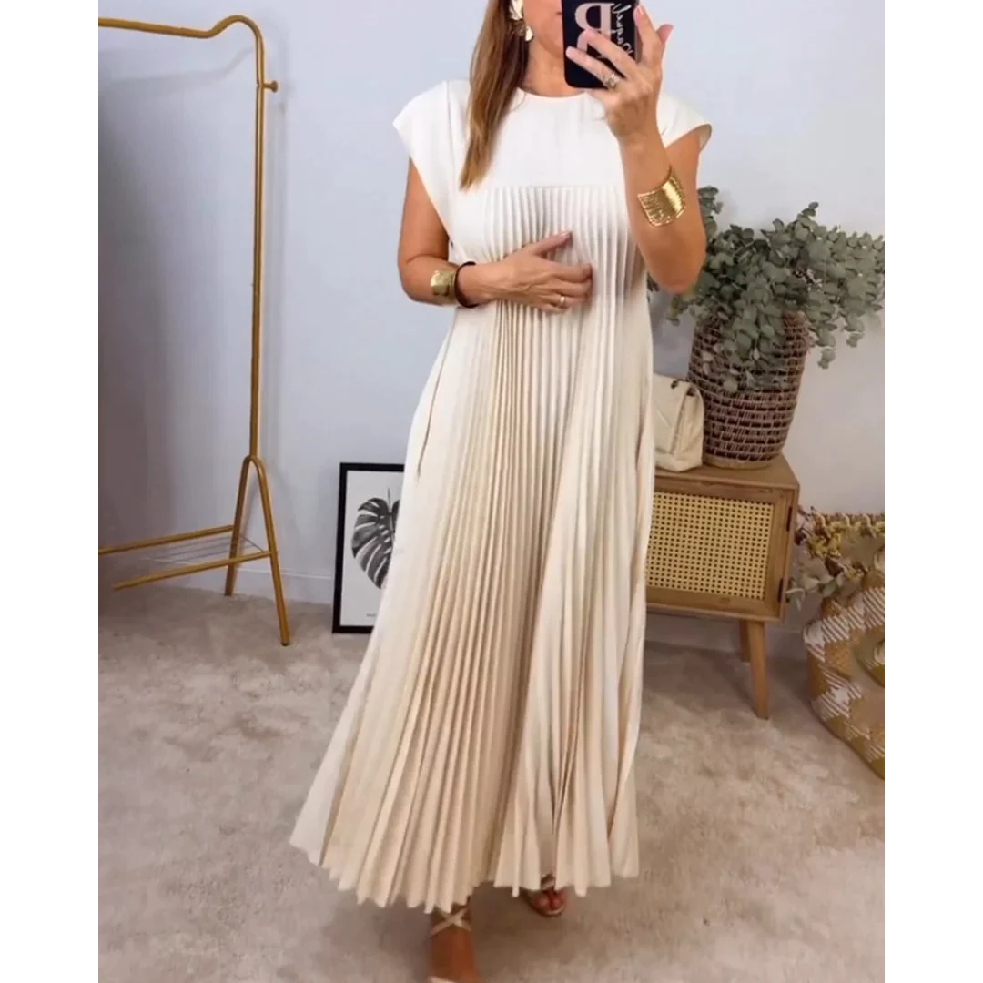 Vestido largo plisado con mangas cortas y estilo elegante