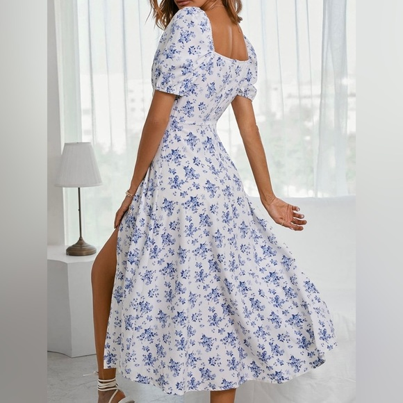 Lara - Vestido midi con escote cuadrado estampado floral