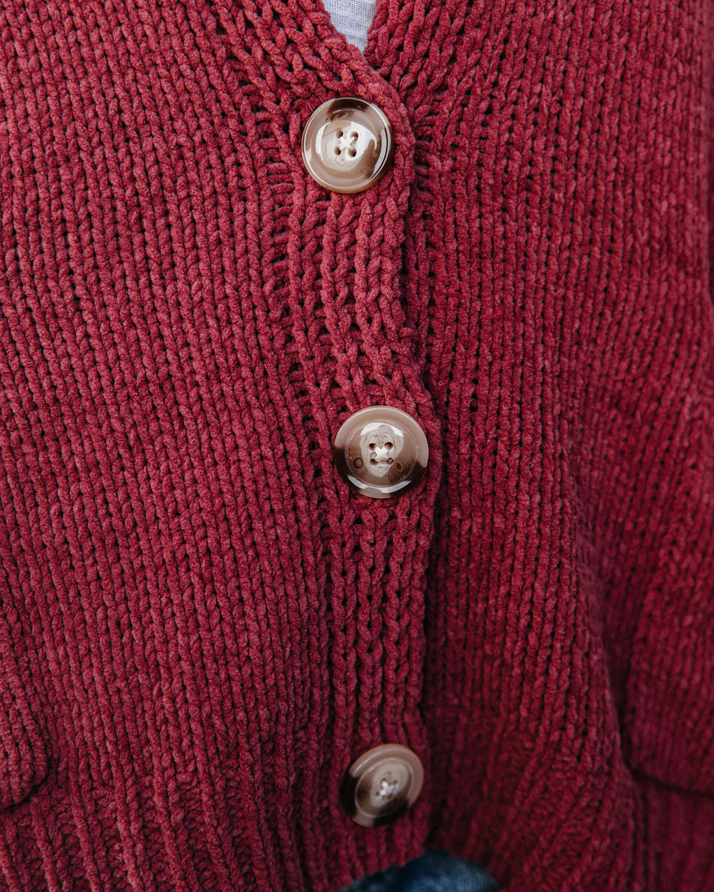 Encantador cárdigan con botones y bolsillos en estilo vintage