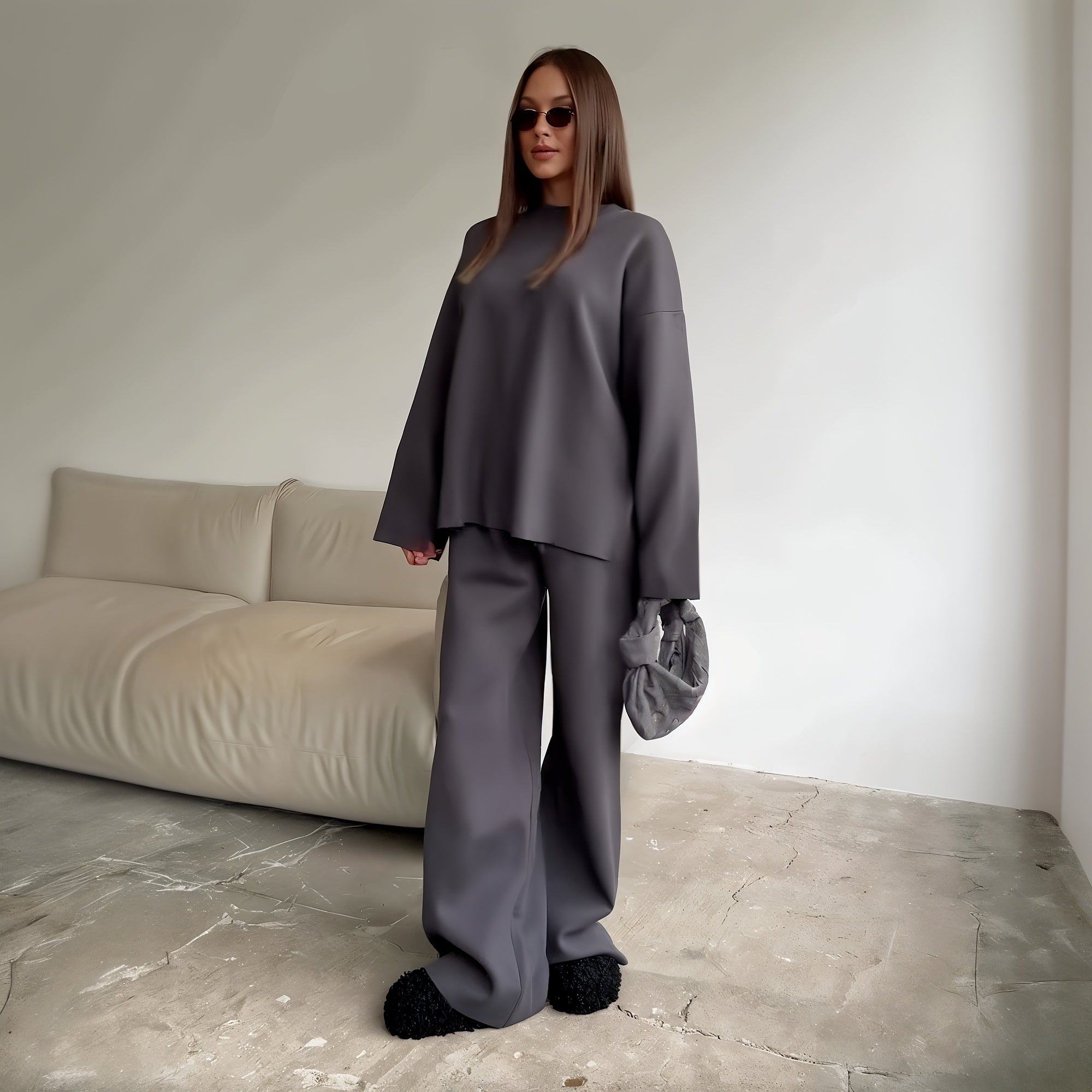 Conjunto de Suéter Oversize y Pantalones Anchos para un Look Elegante